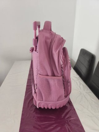 Mochila Reebok con ruedas color lila