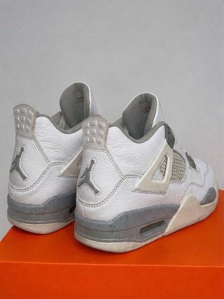 Air Jordan 4 Retro White Oreo
