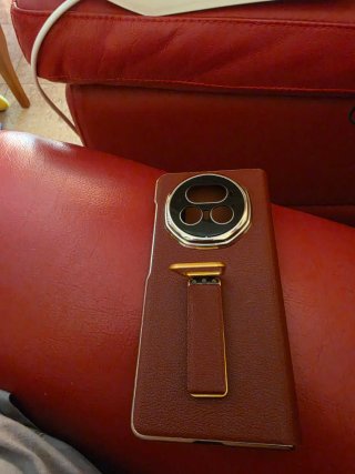 Funda Honor Magic V5 Inteligente color burdeos.