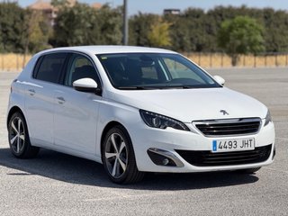 Peugeot 308 2016