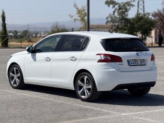 Peugeot 308 2016