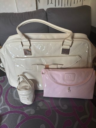 Bolso bebé Mayoral crema + chupetero