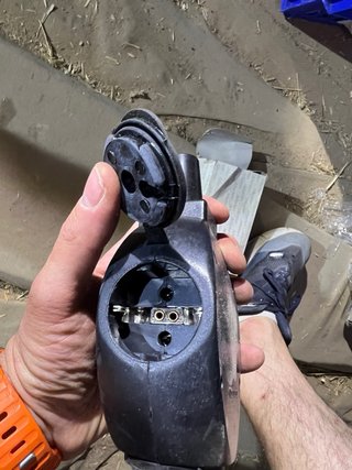 Base Enchufe Móvil Merten Goma IP44