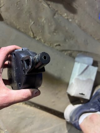 Base Enchufe Móvil Merten Goma IP44
