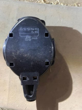Base Enchufe Móvil Merten Goma IP44