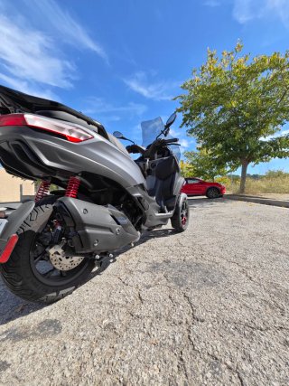 Piaggio MP3 400cv HPE SPORT 2023