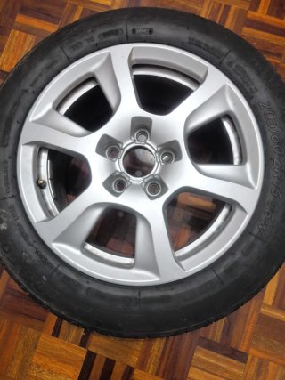 Neumáticos con llantas Audi mdidas 205/60/R16:96W