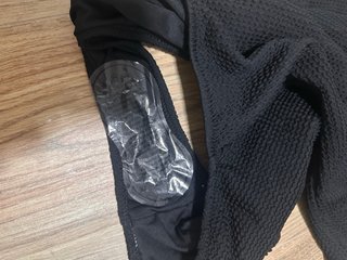 Bañador negro texturizado