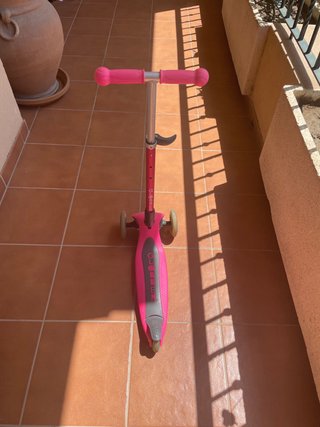 Patinete Globber 3 ruedas rosa