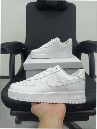 Nike Air Force 1 Low '07 Talla 42.5 Blancas