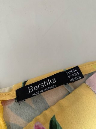 Pantalón estampado floral amarillo
