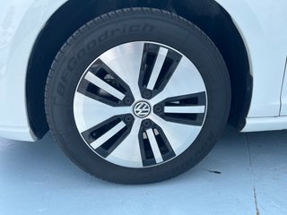 Volkswagen Golf e-Golf ePower 100 kW (136CV)