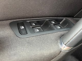 Volkswagen Golf e-Golf ePower 100 kW (136CV)