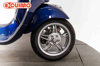 VESPA PRIMAVERA 125
