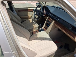 Mercedes-Benz 300D 1987