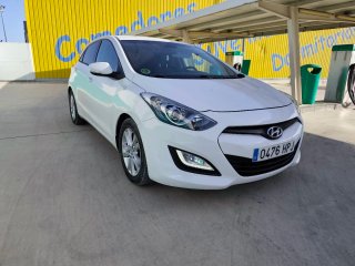 Hyundai i30 1.6 CRDI 110cv Tecno S SKY