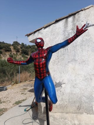 Figura Spiderman Fibra de Vidrio