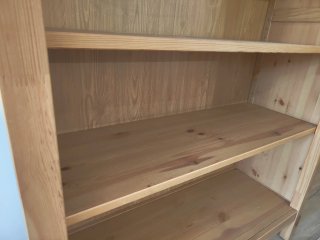 Librería madera Hemnes IKEA