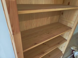 Librería madera Hemnes IKEA