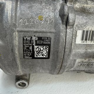 Compresor aire acondicionado Audi Q8 50 TDI 4M0816803N