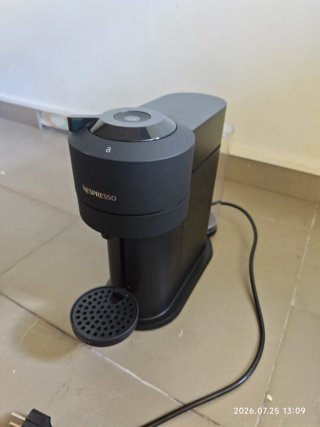 Cafetera Nespresso Vertuo Negra