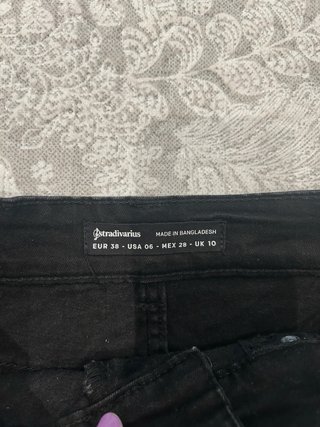 Falda vaquera negra Stradivarius