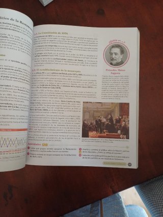 Historia de España, 2 bachillerato, Geniox Pro