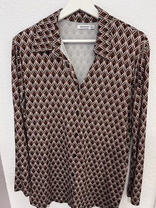 Camisa Stradivarius Estampada Marrón Talla L