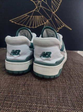 Zapatillas New Balance 550 Verde y Blanco