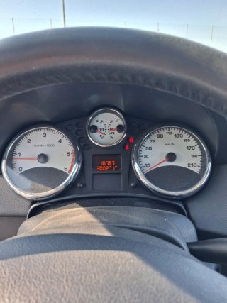 Peugeot 207 2012