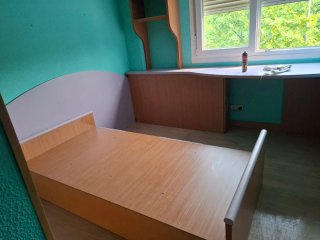 Estantería juvenil madera y lila