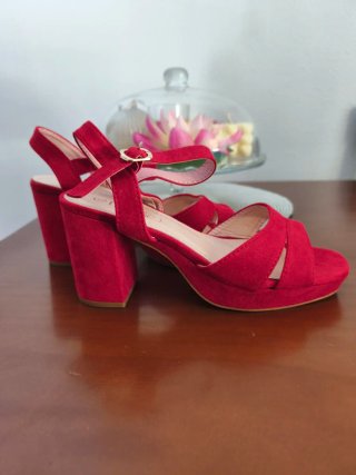 Sandalias tacón rojas talla 40
