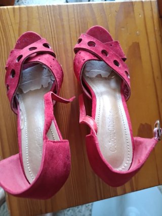Zapatos de vestir rojos