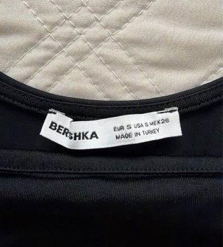Pack 2 Tops y 1 Body Bershka (Talla S)