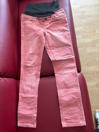 Pantalones premamá  1 pantalón 5€ 4 pantalones 18€