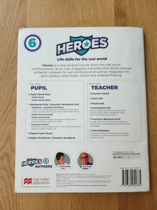 Libro inglés héroes