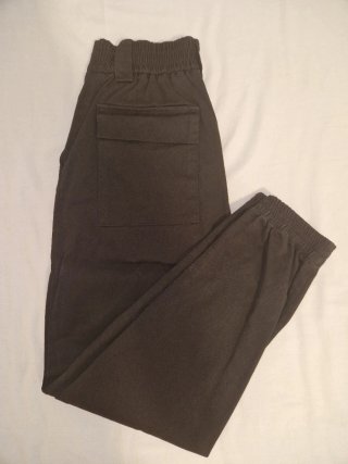 Pantalón cargo negro