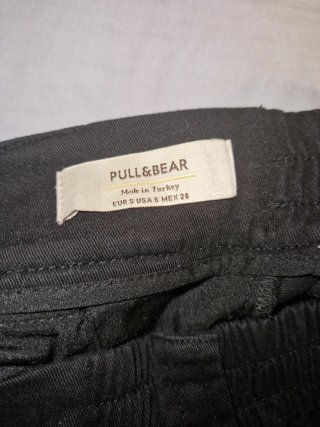 Pantalón cargo negro