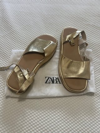 Sandalias Zara Kids Piel Doradas Niña