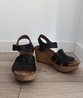 Sandalias cuña esparto negras