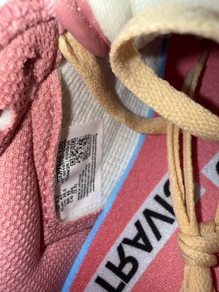 Jordan 1 Travis Scott Rosa