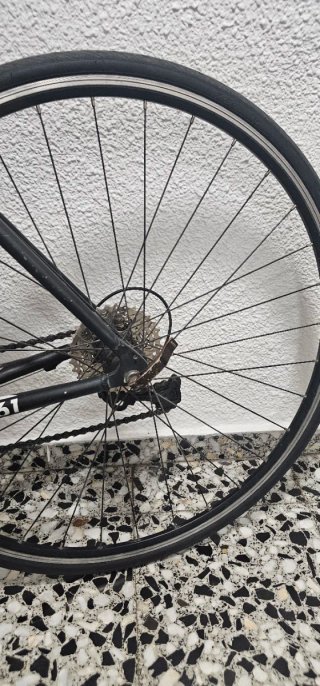 Bicicleta de carretera B'TWIN