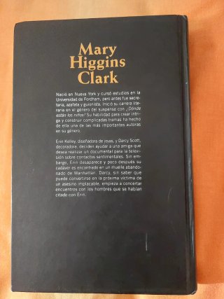 LIBROS DE CRIMEN/SUSPENSE