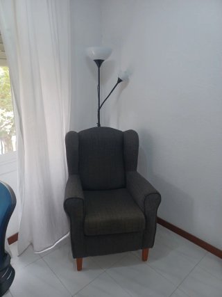 Lámpara de pie Ikea con 2 focos
