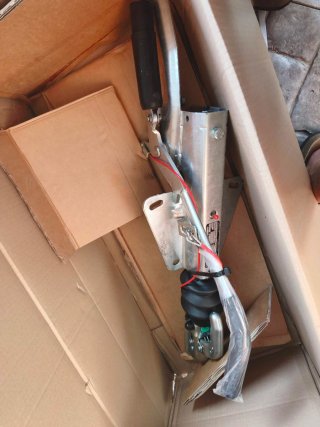 Caravana hobby de luxe 370 4 plazas peso 900 kg
