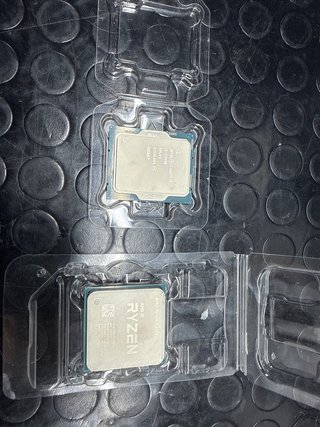 Procesadores Ryzen 5600x y i5 12400