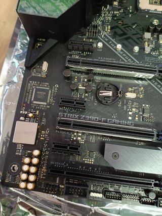 Placa Base Asus ROG STRIX Z390-F GAMING