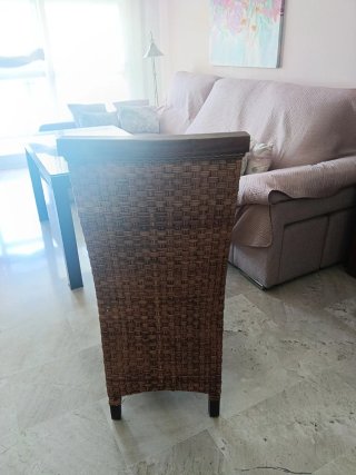 Silla colonial fibra natural y madera