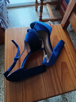 Zapatos de vestir azul con plataforma