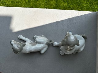 Figuras de cerámica de conejos y perros de lladró